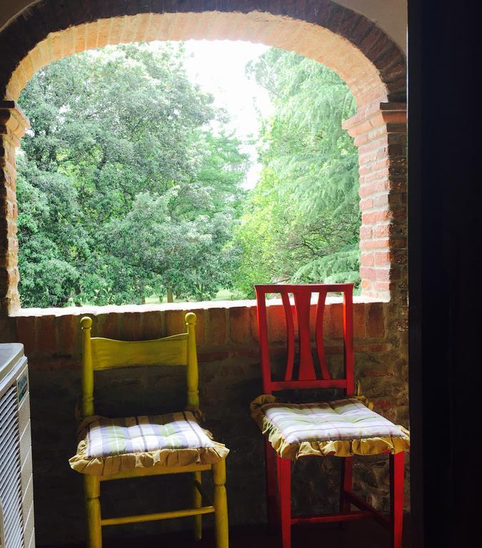 Podere Poggio Mendico Арецо Екстериор снимка